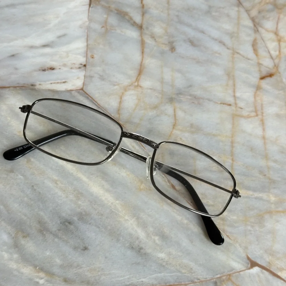 Men's or Womens +2.00 Reading Glasses Rectangle Metal Frame Glasses in Silver +2